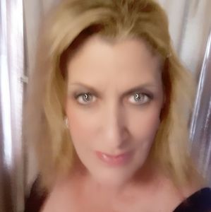 Meet your Posher, Lauri